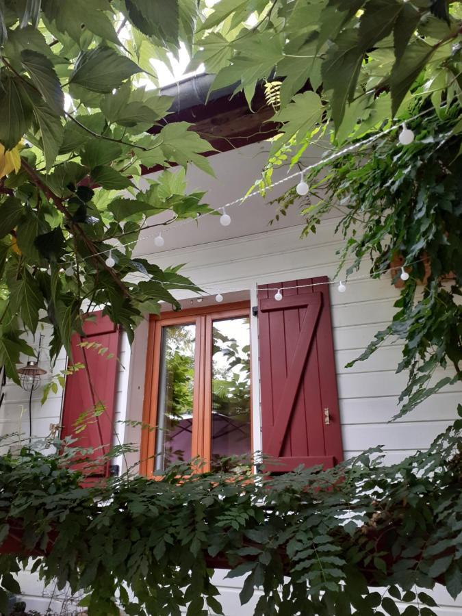 Au Bosquet, Chambre Et Salle De Bains Avec Petit Dejeuner A 600 M Du Centre Dans Un Cadre Calme Et Verdoyant Salies-de-Béarn Exterior foto